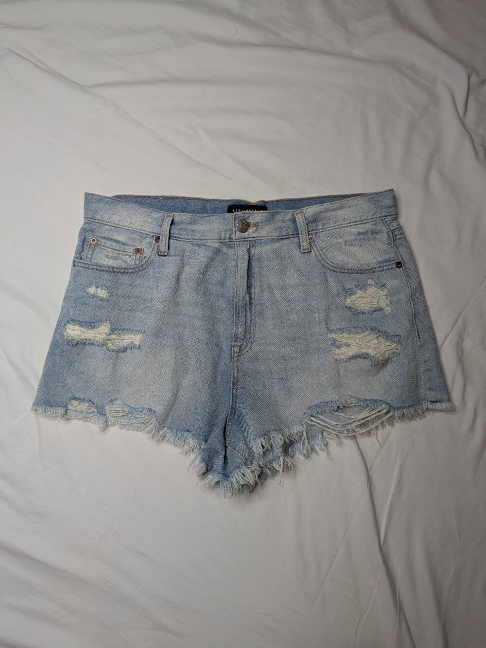 Aeropostale Vintage High-Rise Shorty Jean Shorts-Lightwash, Size 14